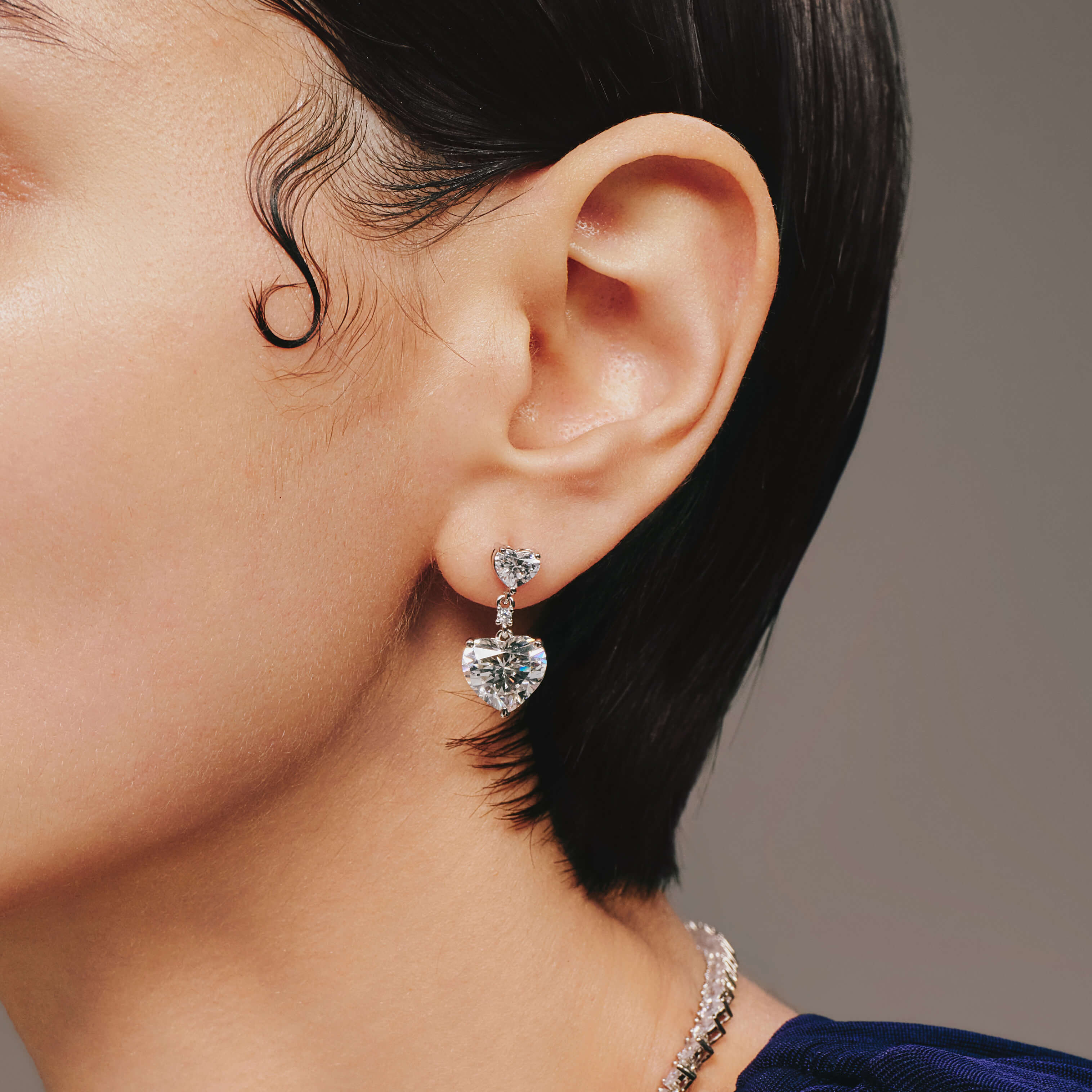 Amora Earrings - Image 4