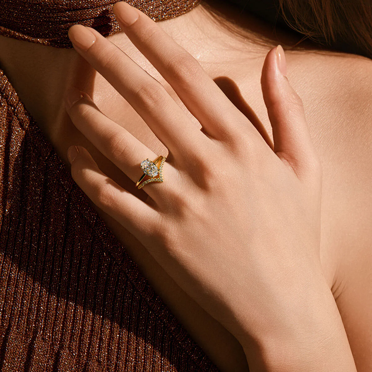 Oval Solitaire Ring - Image 14
