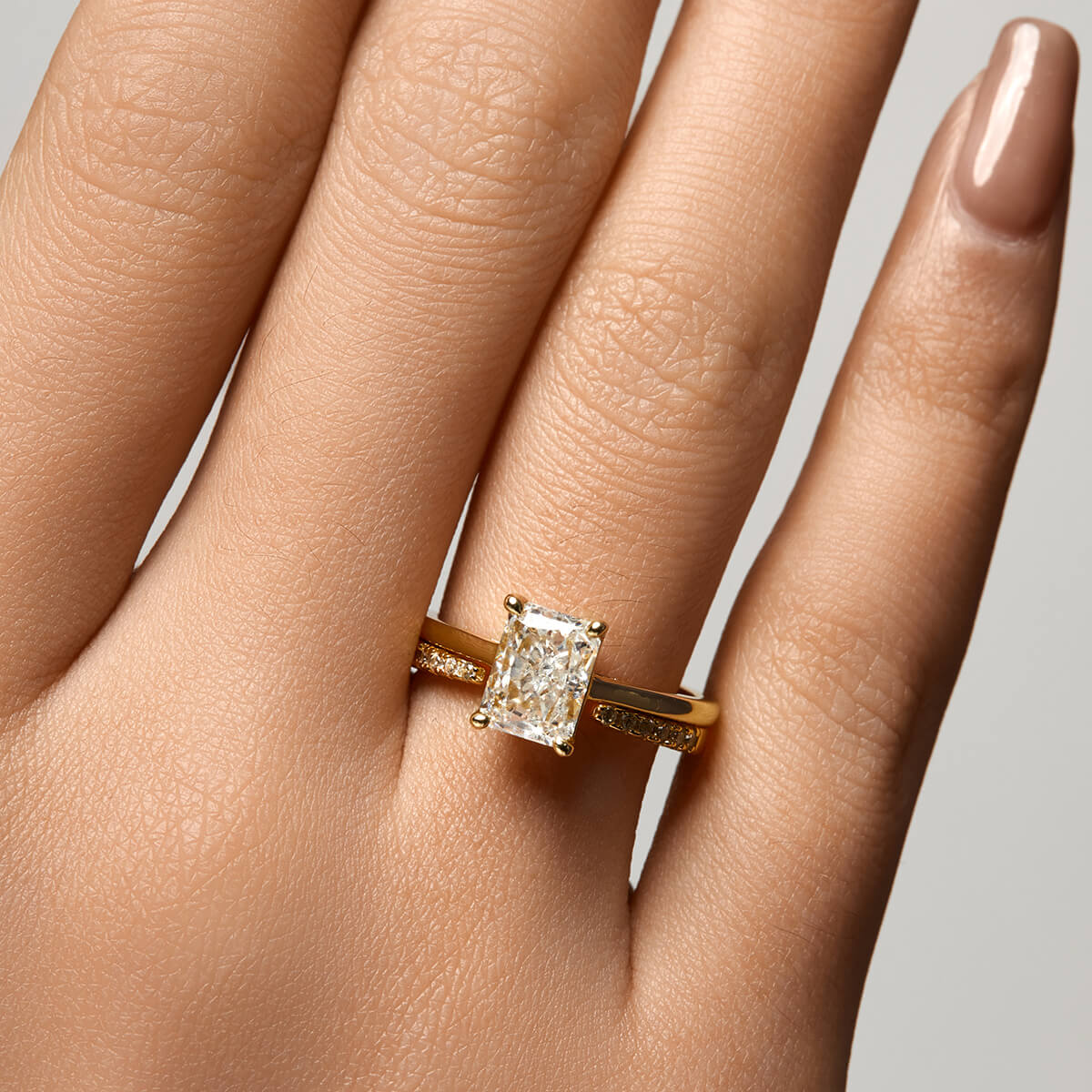 Open Pavé Stacking Ring - Image 10
