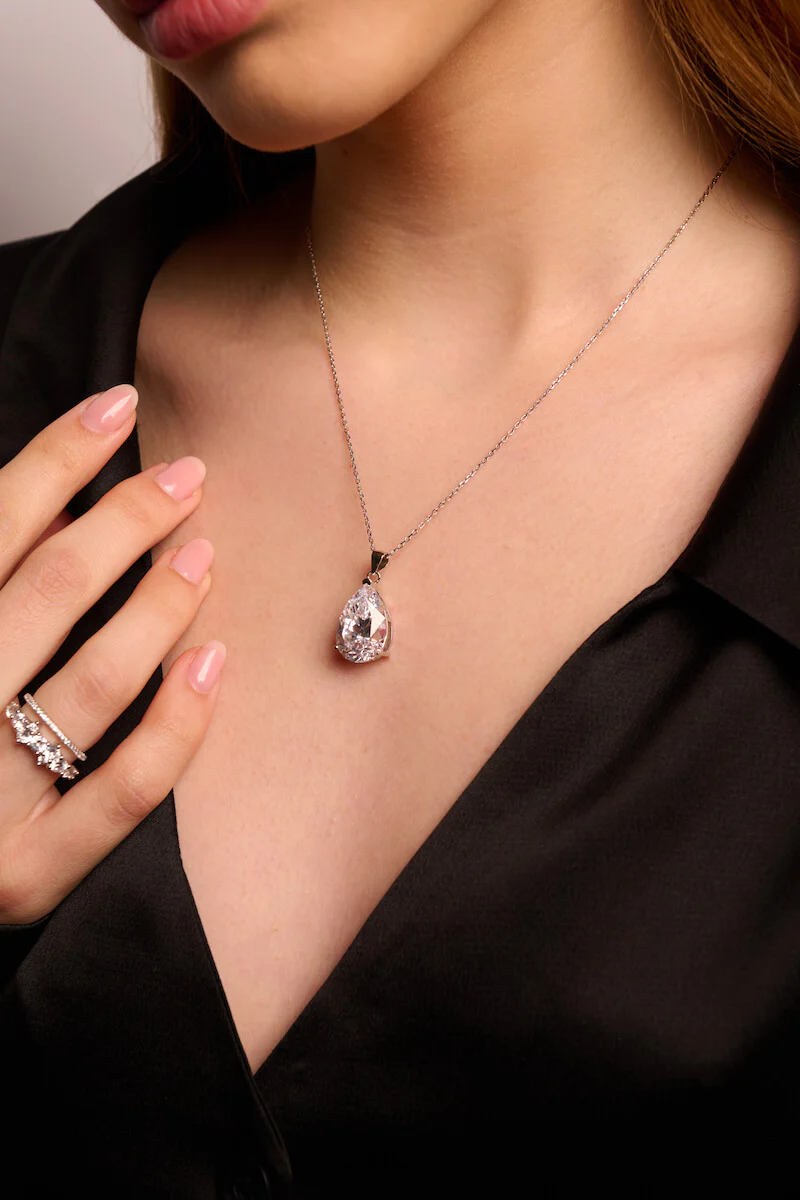 Pear-cut Pendant Necklace - Image 3