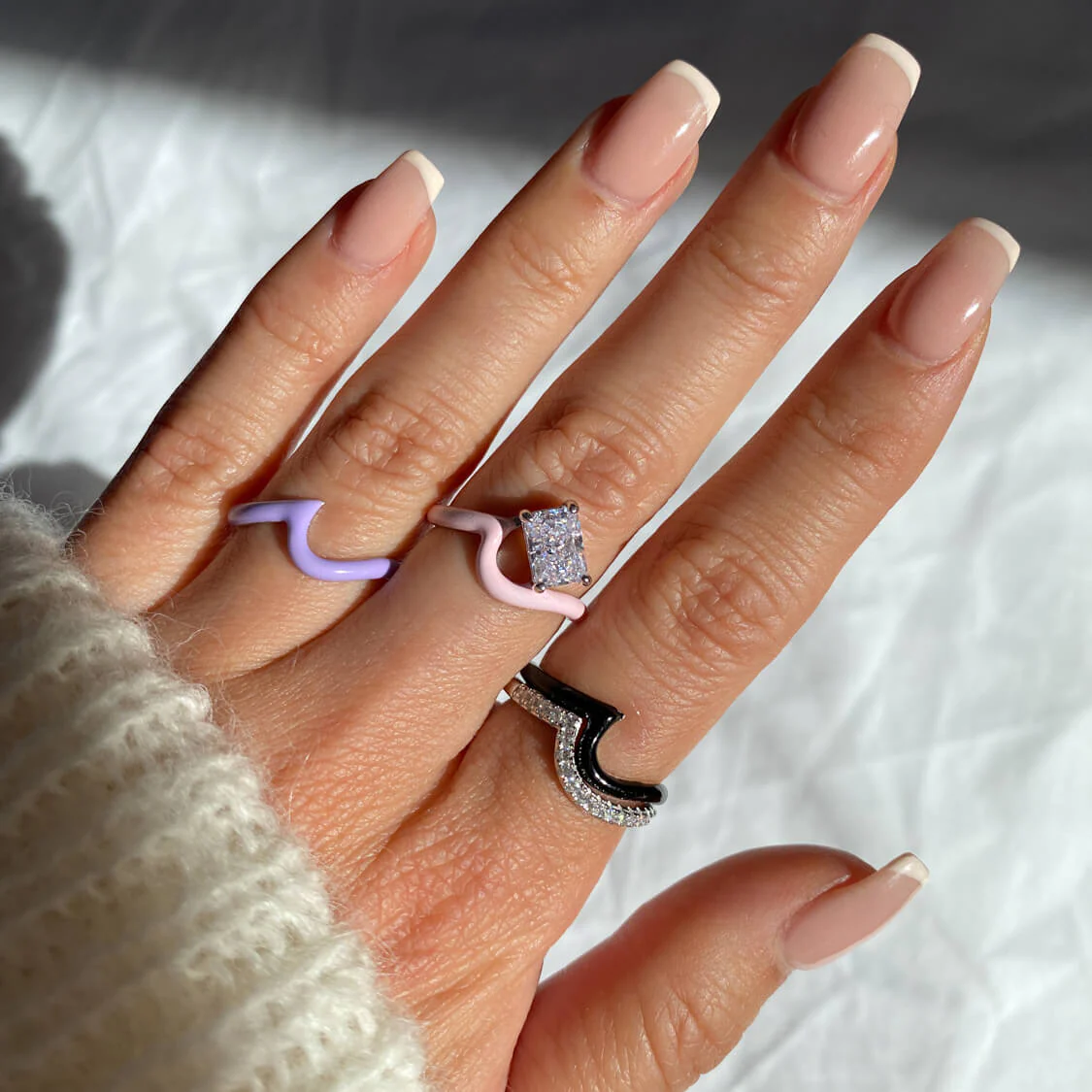 Enamel Vagues Ring - Image 9